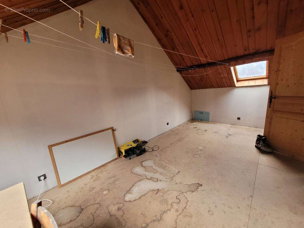 Maison 105 m² à Montricher-Albanne  - photo 7