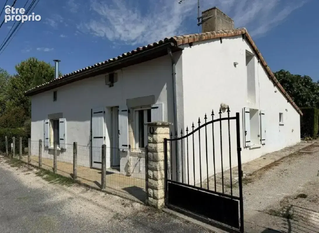 Maison à RUFFEC