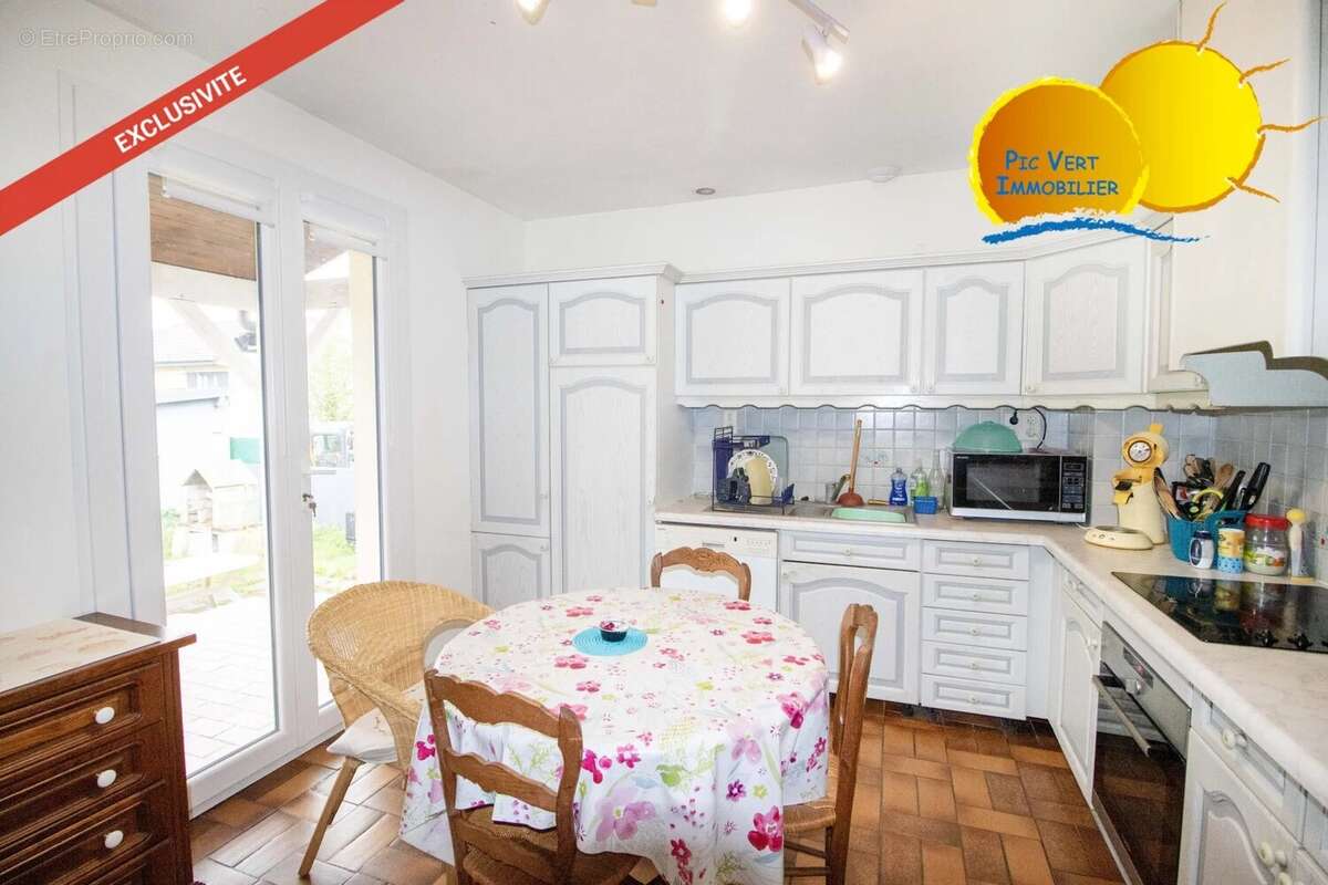 Maison à PONCEY-LES-ATHEE