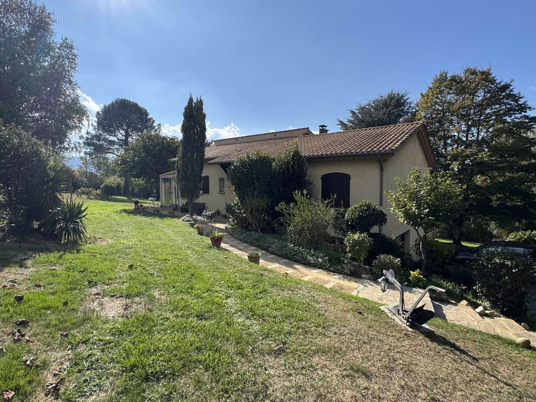 Maison à PONT-DE-LARN