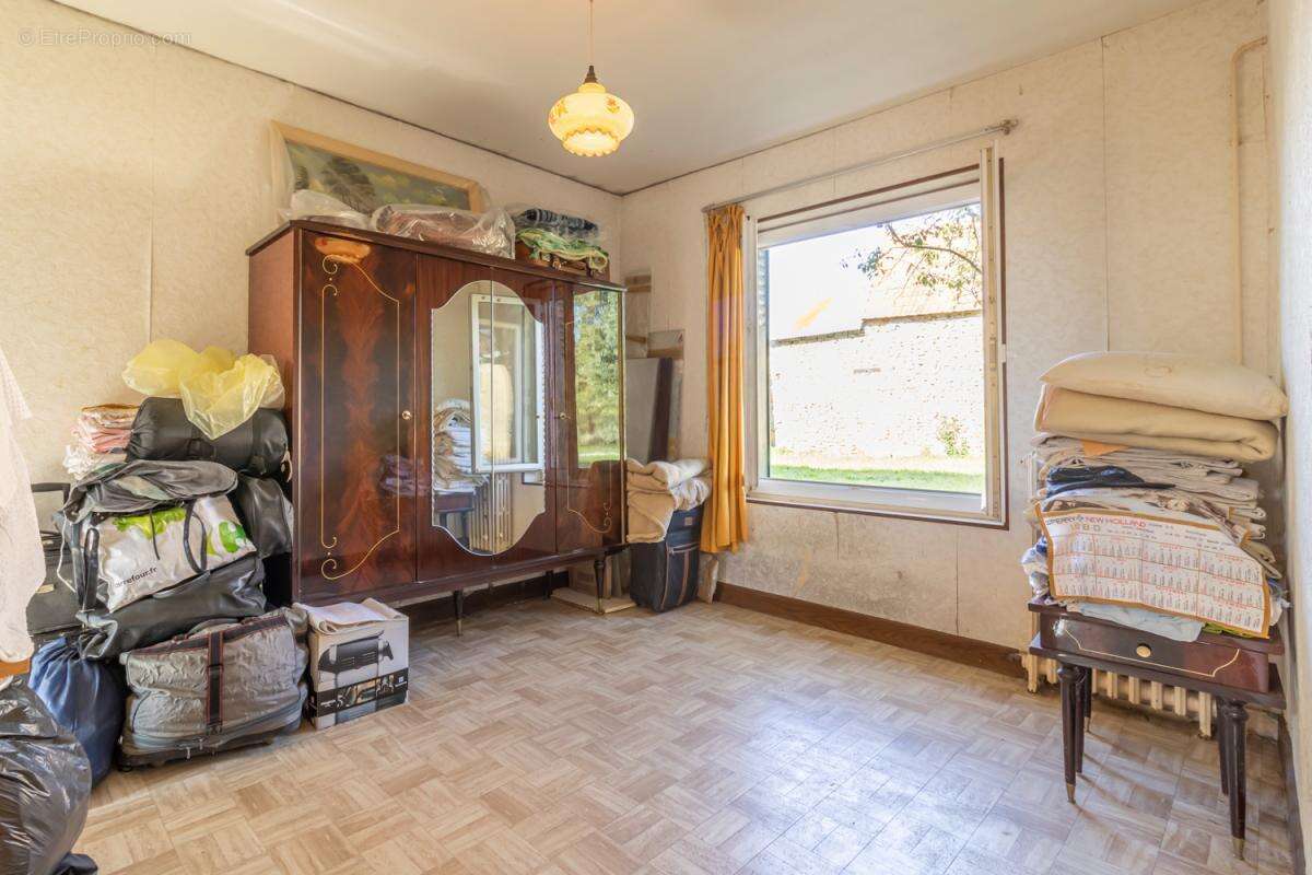 Maison à SAINT-CHRISTOPHE-EN-BAZELLE