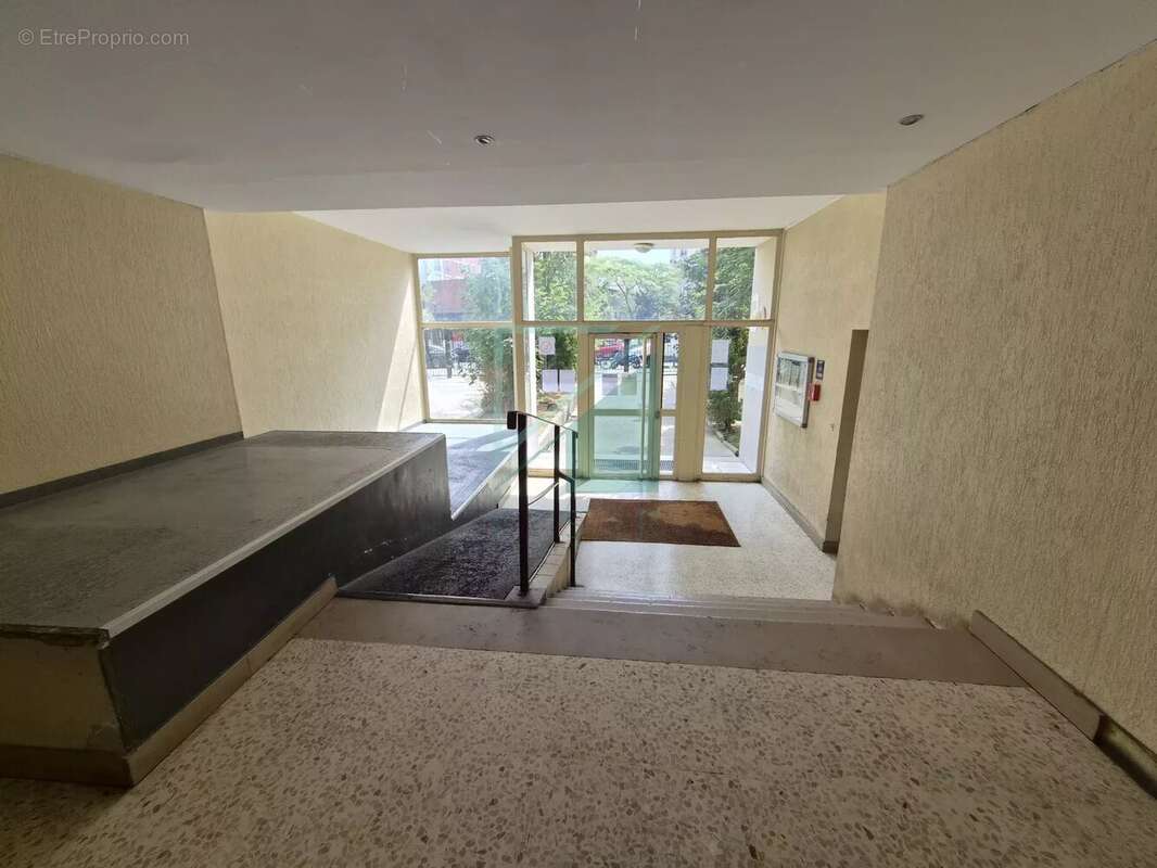 Aubervilliers – porte de la villette – 4 pièces – 75 m² – balcon - photo 8