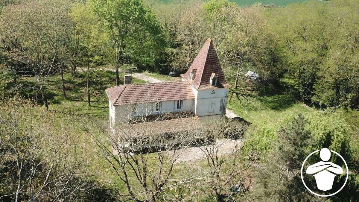 Maison à PINEL-HAUTERIVE