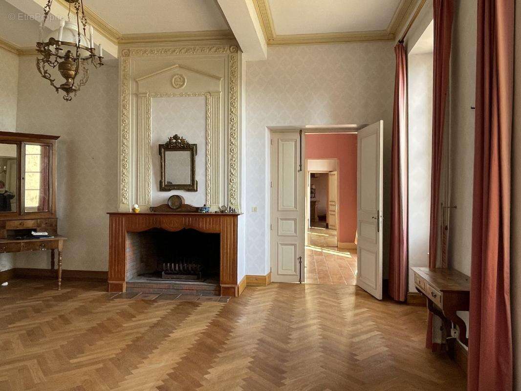 Maison à LA ROMIEU