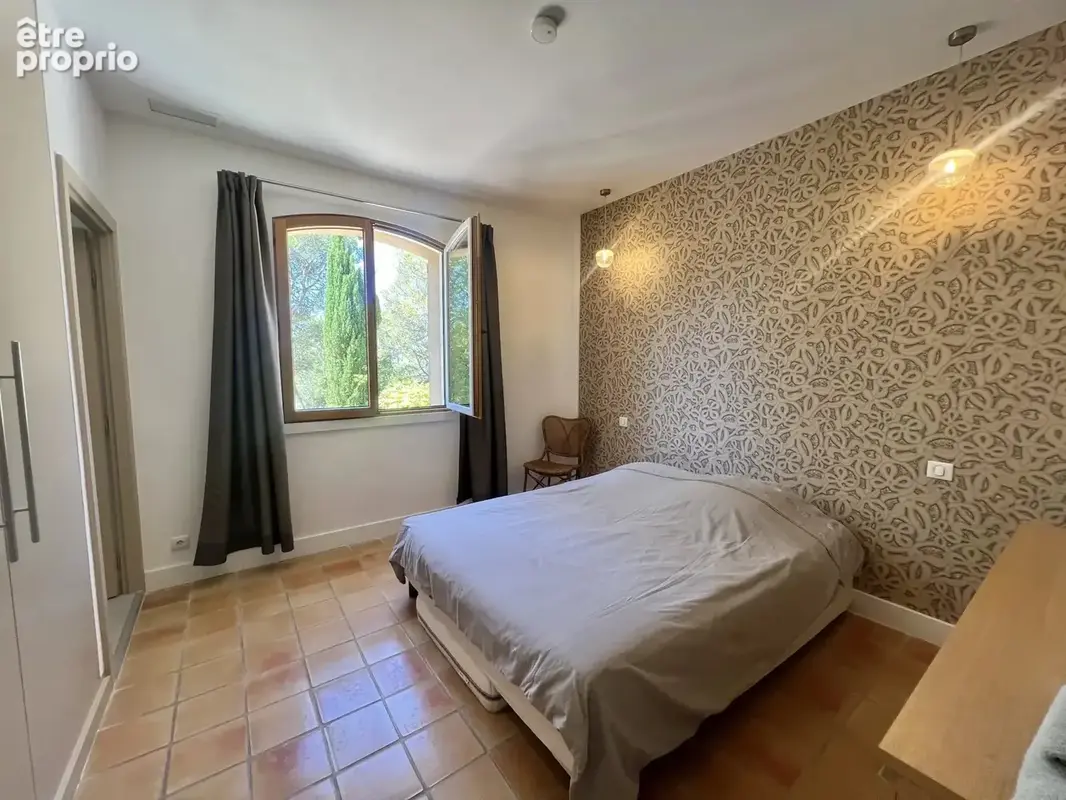 VIILLA de 290 m2 - Terrain 1 hectare à 6 suites, piscine, spa, à Aix-en-Provence 13100 - photo 32