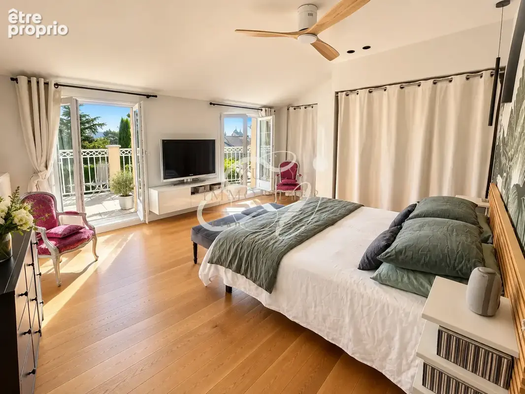 Vente 69570 dardilly - magnifique maison ancienne - 280 m2 - 10 p - 6 ch - bur -  piscine - garage - photo 12