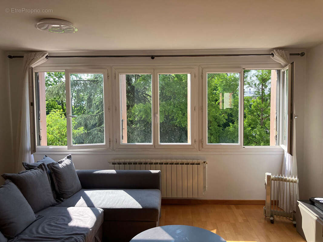 Appartement à SURESNES