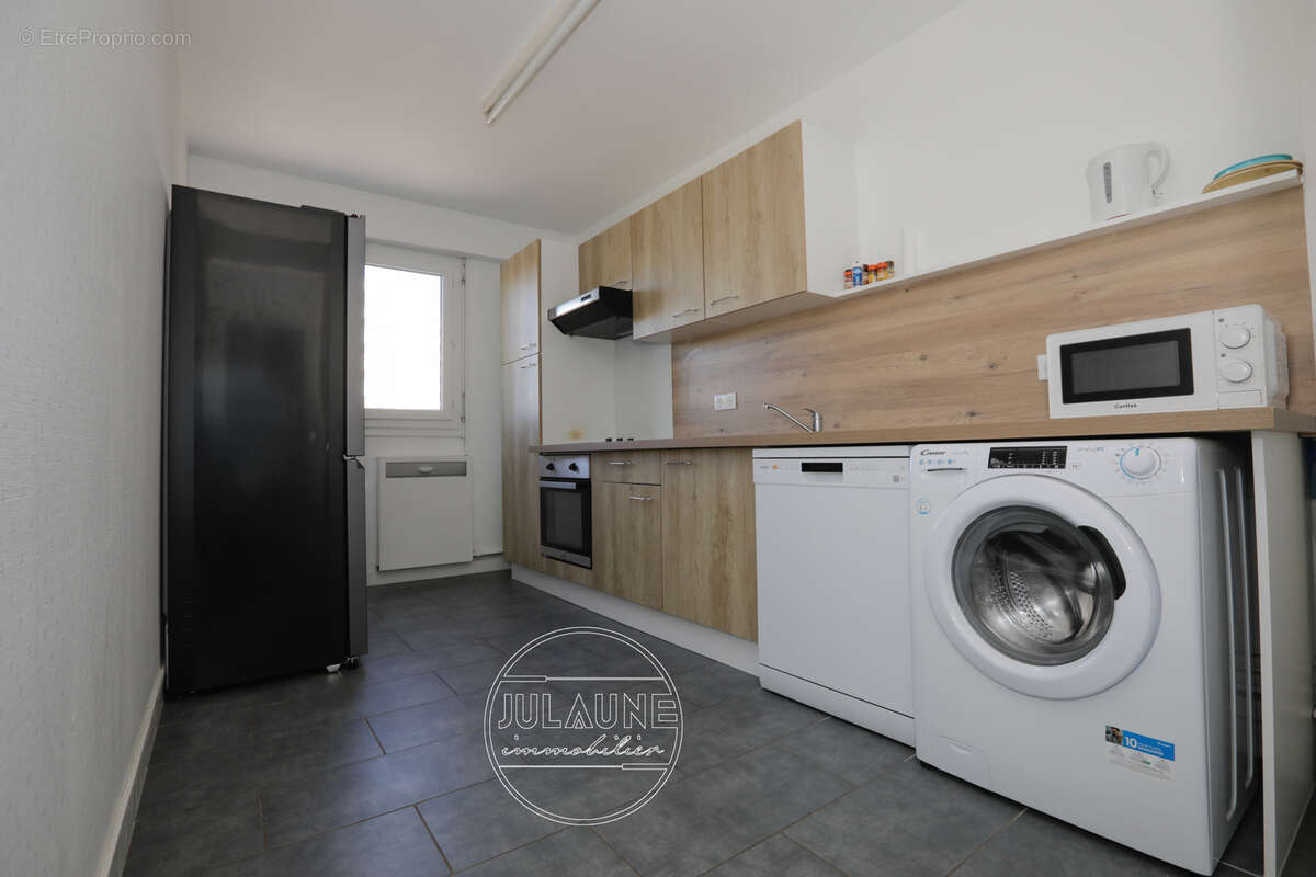 Appartement T5   Secteur Renoir   Un bien aux multiples possibilités ! - photo 6