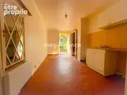 Appartement à ROQUEBRUNE-SUR-ARGENS