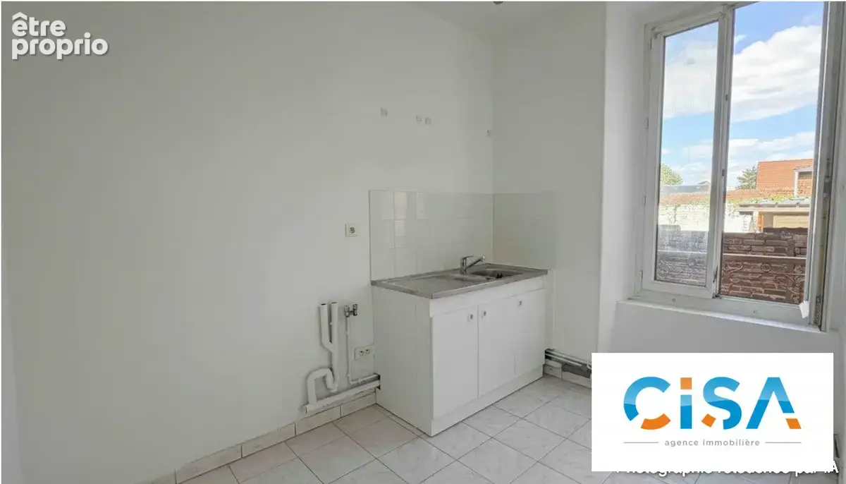 Appartement 2 pièces 26 m² à vendre à Chambly (60230) - photo 2