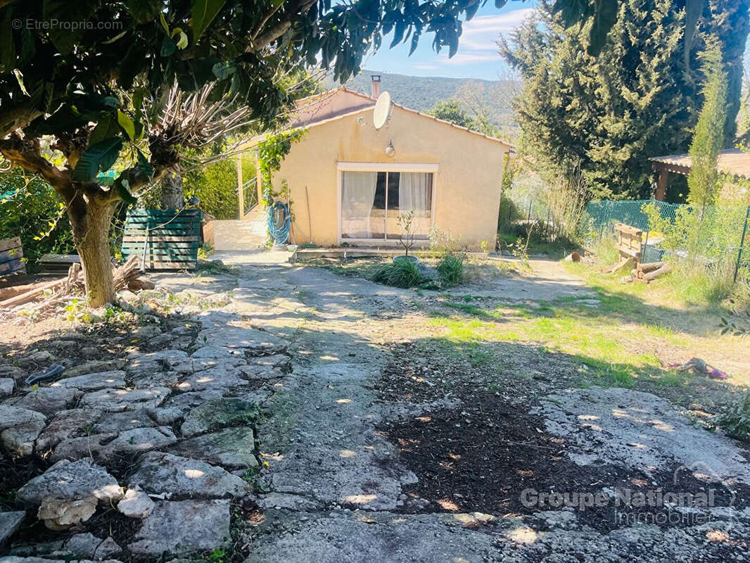 Maison 75m2 sur 1175m2 de terrain à Goudargues - photo 2