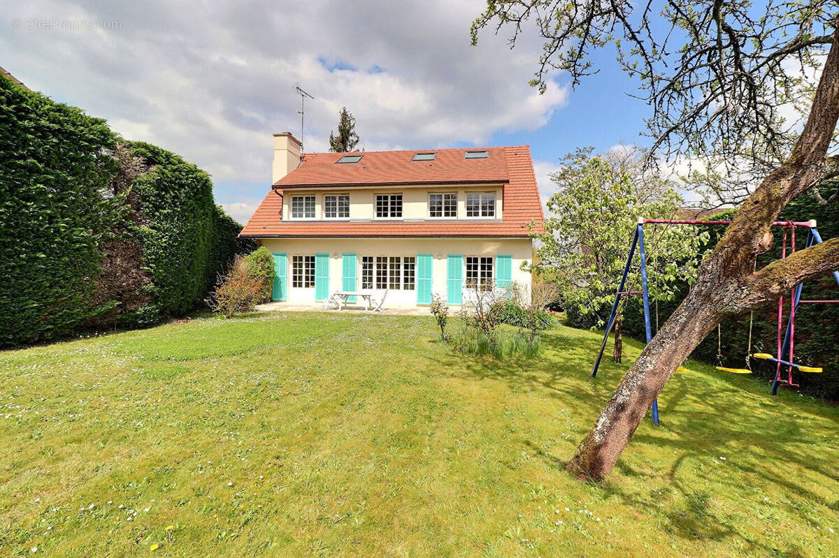 Maison à L'ETANG-LA-VILLE