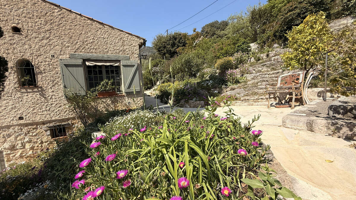Villa 5 pièces Super Gattières - Vue Mer - photo 16