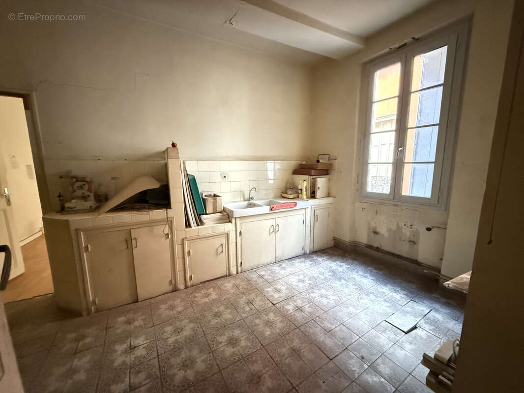 Commerce à PERPIGNAN