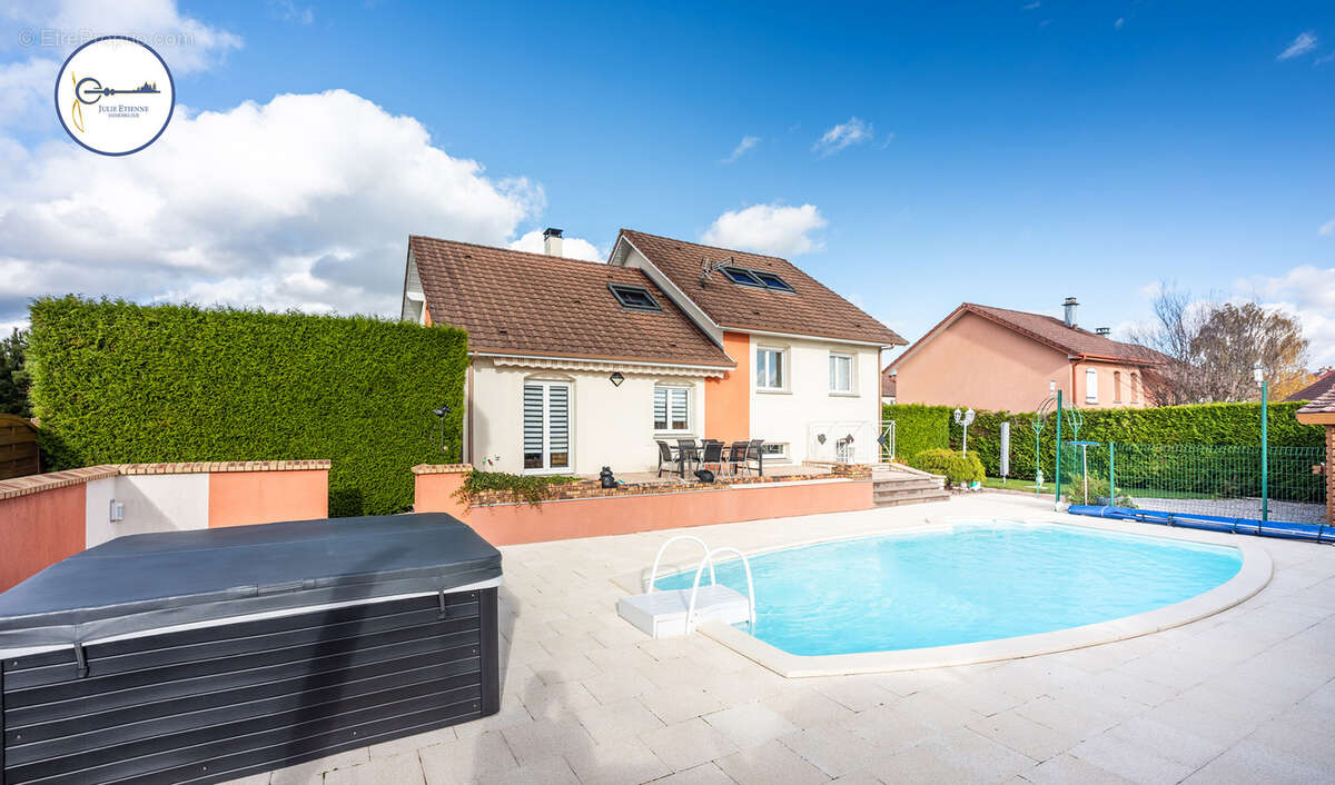 Maison à THAON-LES-VOSGES