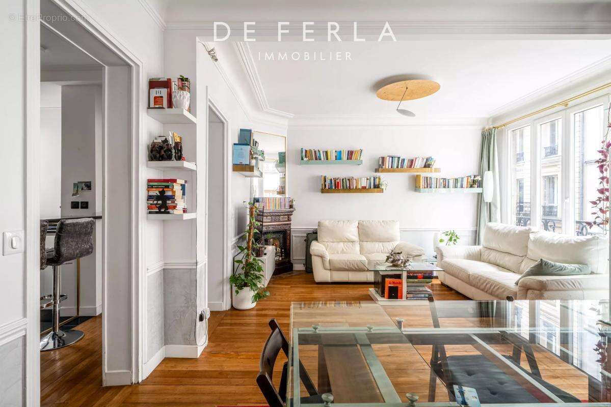 Appartement à PARIS-15E