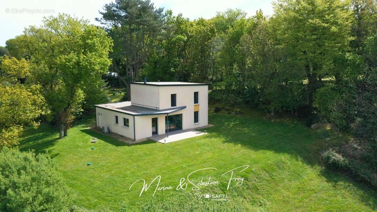 Photo 2 - Maison à LOCQUIREC