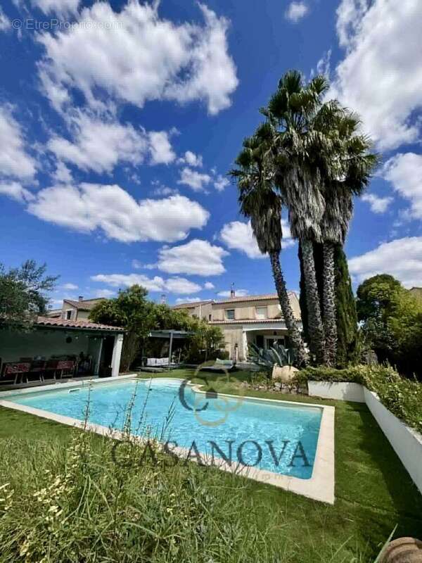 Maison à COURNONTERRAL