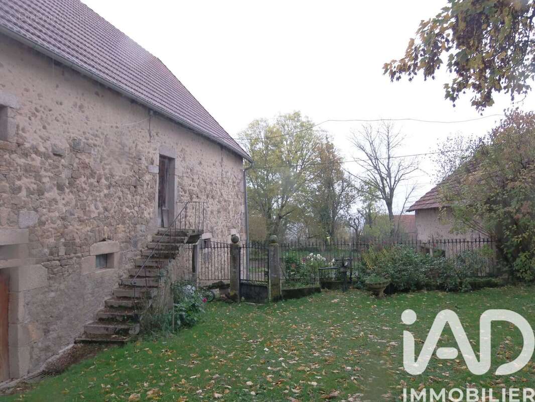 Photo 4 - Maison à VILLOSANGES