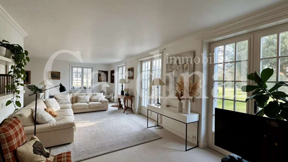 Maison à NOISY-LE-ROI