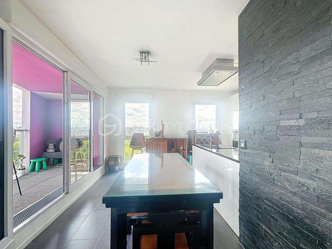 Appartement à IVRY-SUR-SEINE