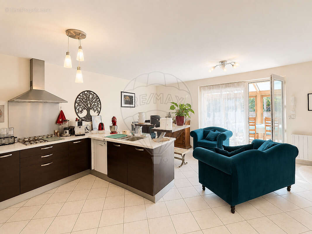Appartement à LES CHERES