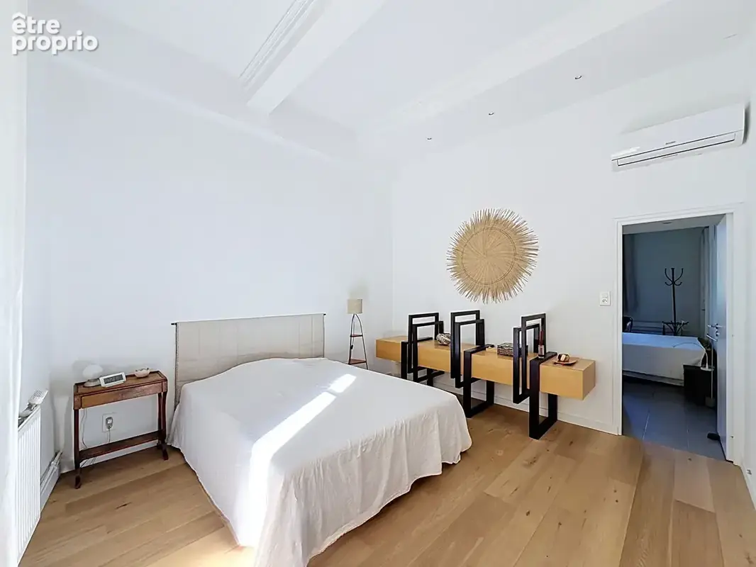 Appartement d'exception 135 m2 - garage privatif en centre historique - photo 4