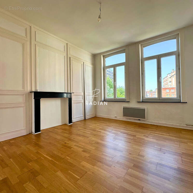 Appartement 37 m² à Lille  - photo 2