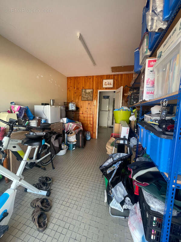 Maison 3 chambres avec véranda, garage et terrain de 578 m²  - Environnement calme - photo 13