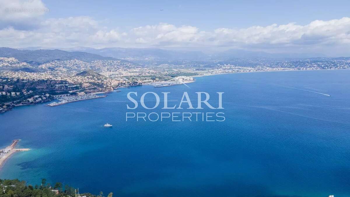 Maison à THEOULE-SUR-MER