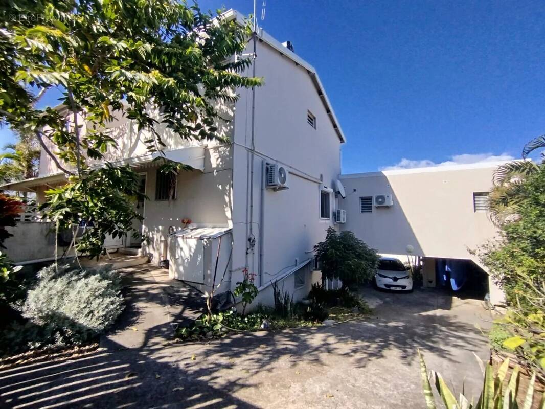 Maison à SAINT-PIERRE