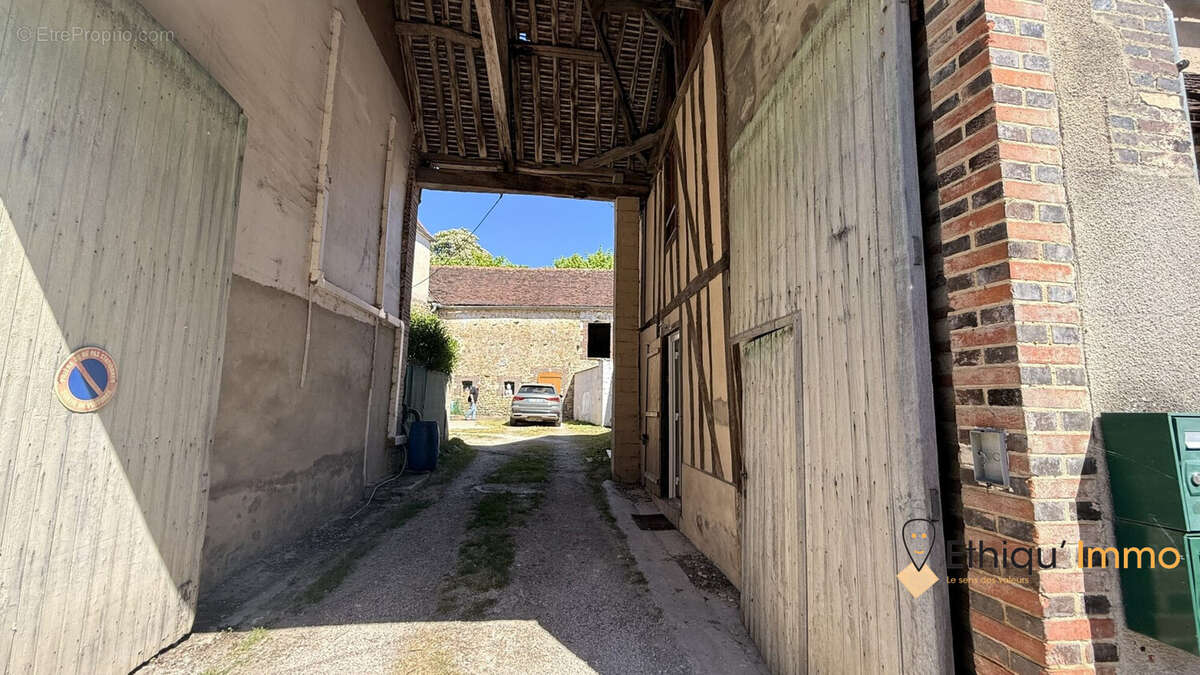Appartement à ERVY-LE-CHATEL