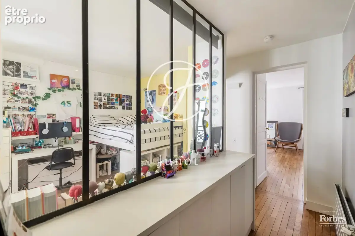 Paris 18e - JULES JOFFRIN / RUE DU POTEAU - Duplex - 4 pièces - 96,82m² Carrez - 130,57m² -  Atelier d'artiste - Terrasse - photo 18