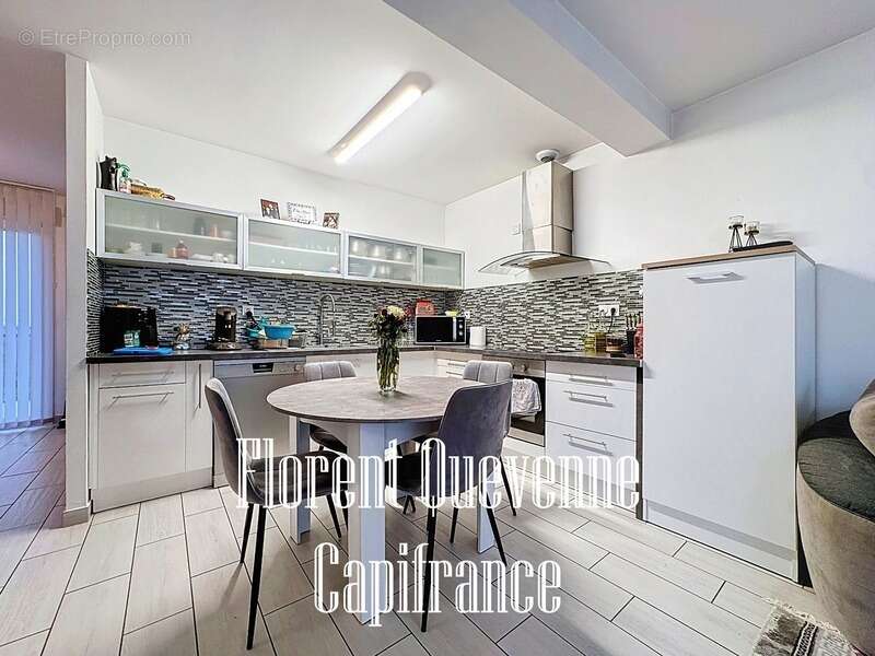 Maison à HUBERT-FOLIE