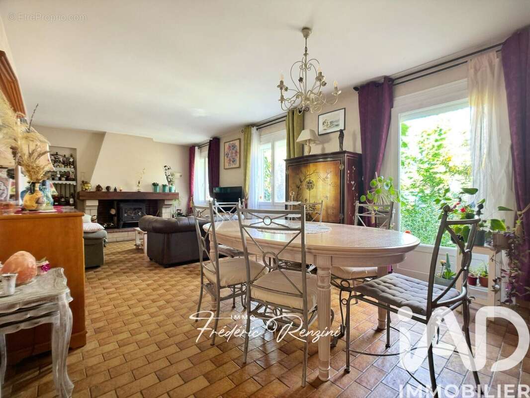 Photo 3 - Maison à VILLEGLY