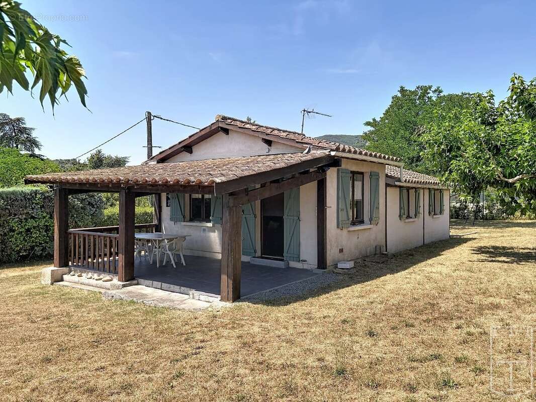 Maison à VALLON-PONT-D'ARC