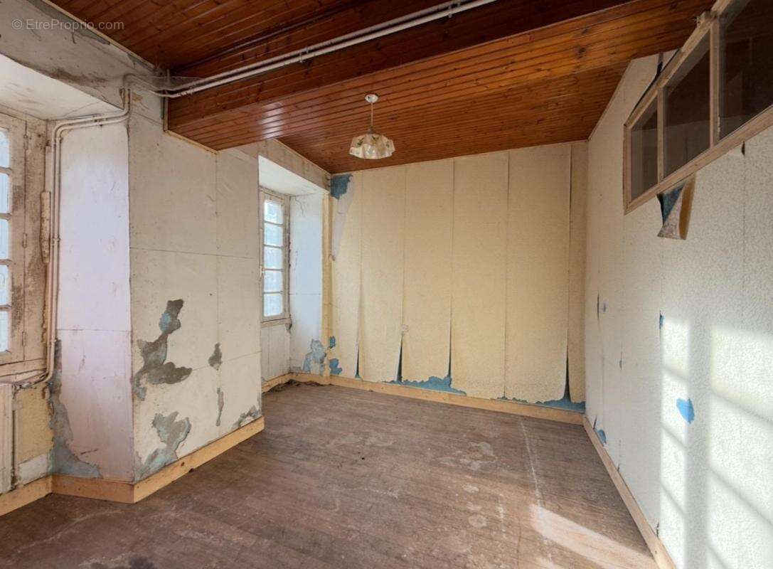 Maison à QUESTEMBERT