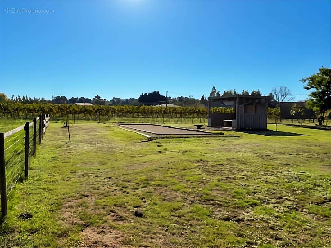 Maison à BRAUD-ET-SAINT-LOUIS