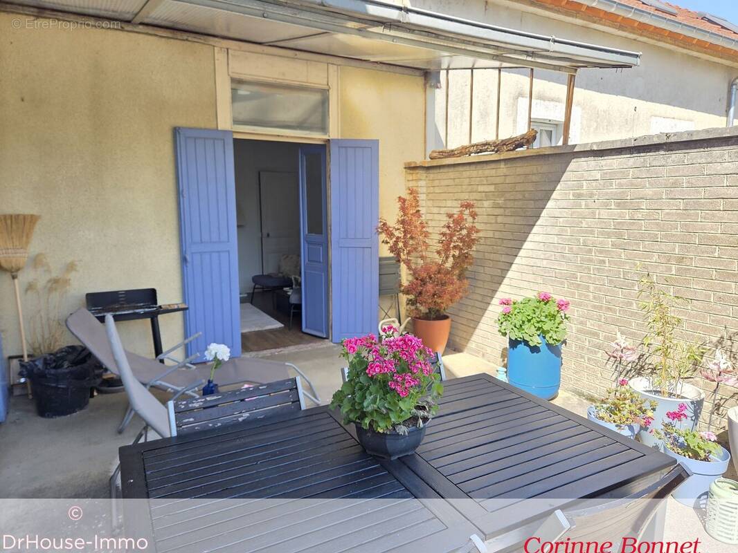 Maison à VENDEUVRE-SUR-BARSE