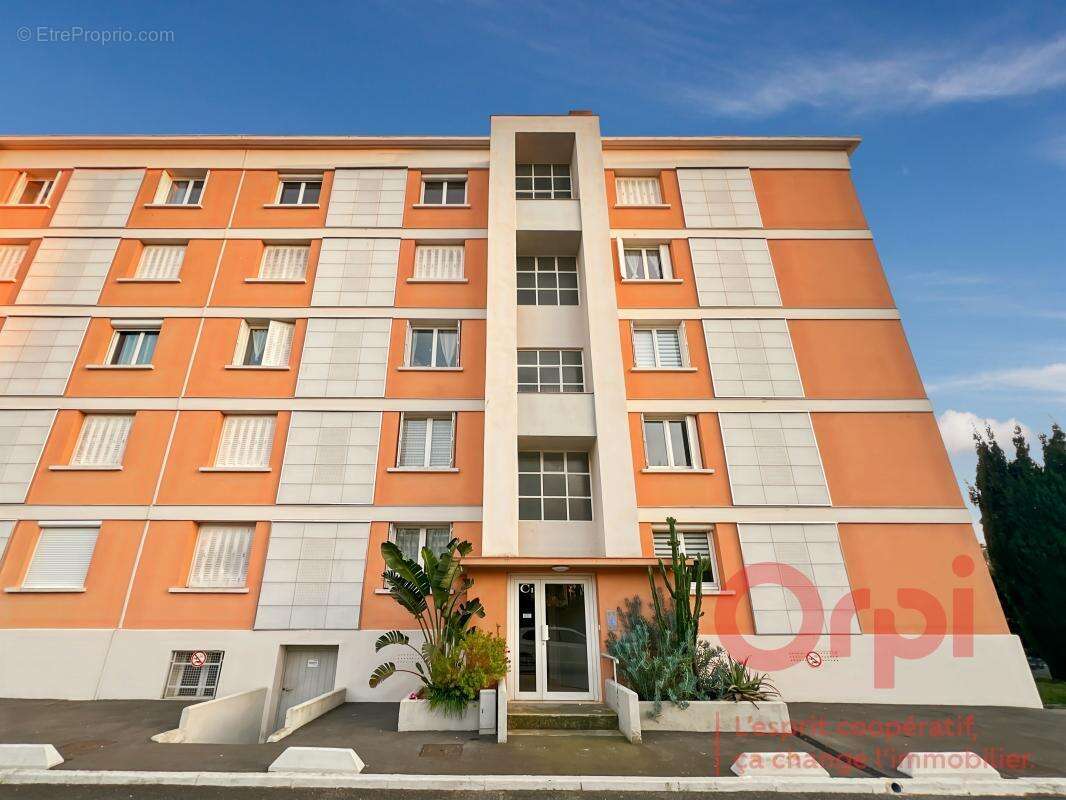 Appartement à FREJUS