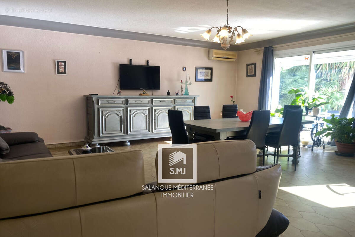 Maison 144 m² à Saint-Laurent-De-La-Salanque  - photo 2