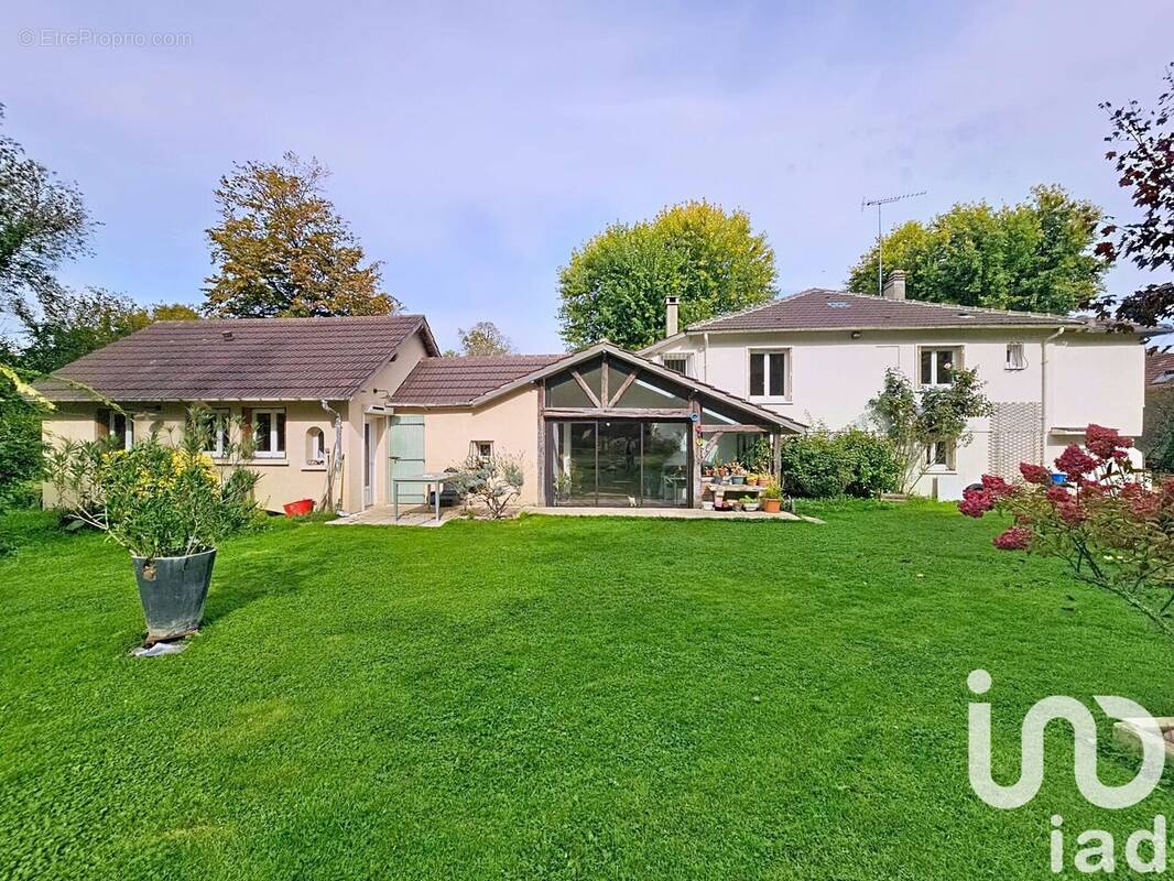 Photo 1 - Maison à CHAUMONT-EN-VEXIN