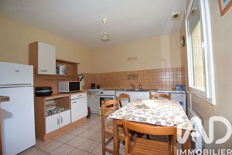 Maison 76 m² à Premian  - photo 5