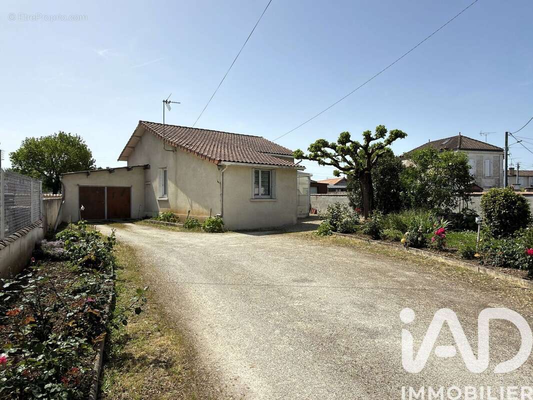 Photo 2 - Maison à SAINT-MICHEL