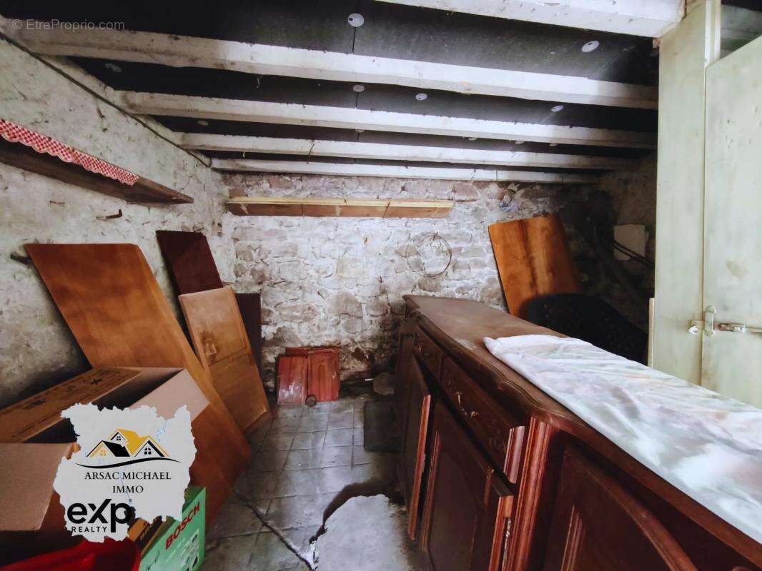 Maison à SAINT-GERMAIN-L&#039;HERM