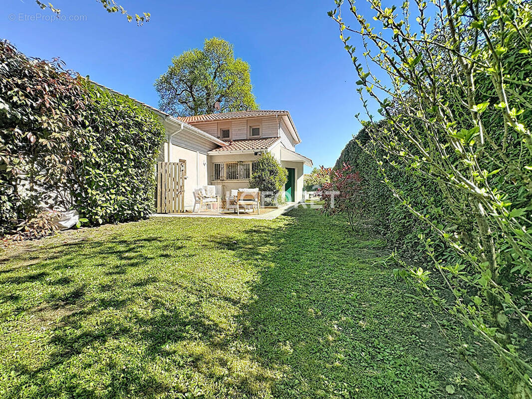 Maison à PESSAC