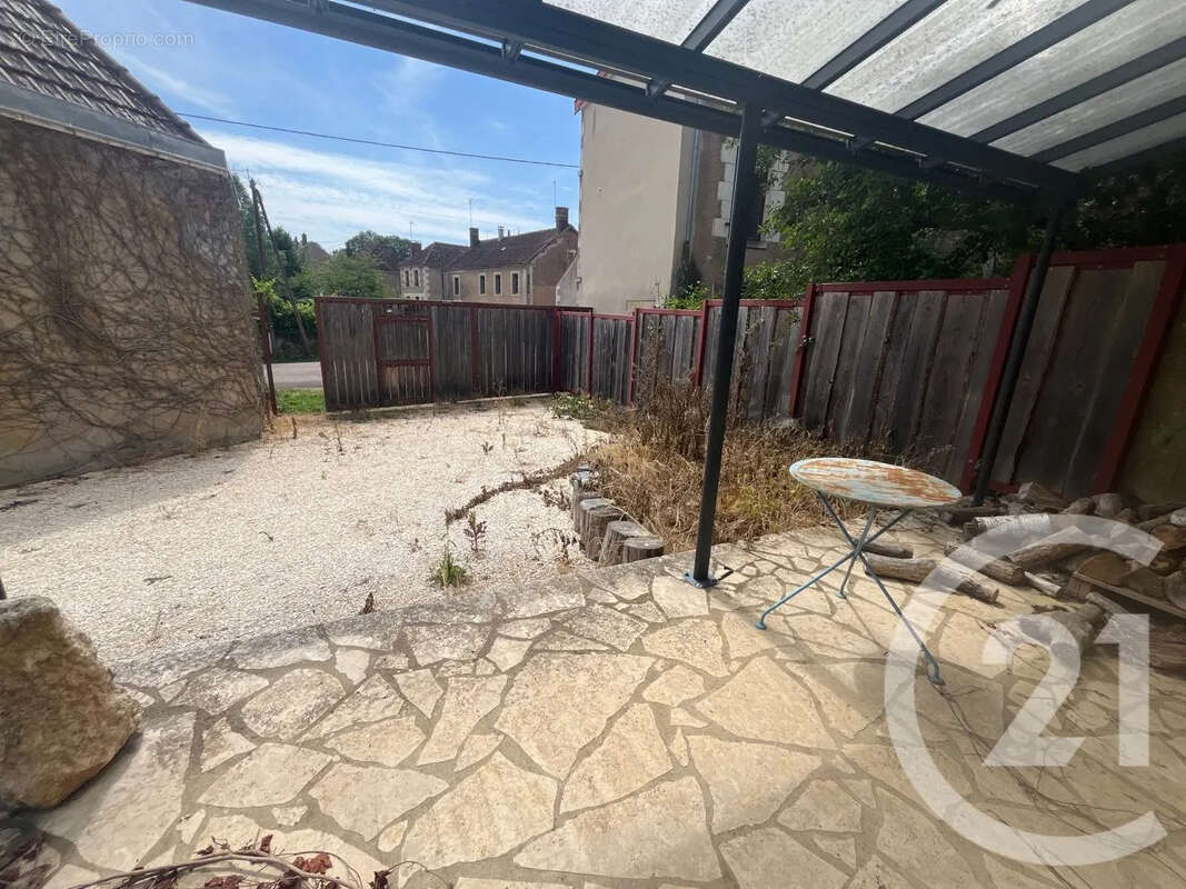 Maison 125 m² à Menestreau  - photo 6