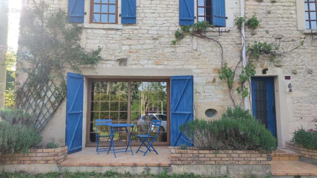 Maison à CUNCY-LES-VARZY