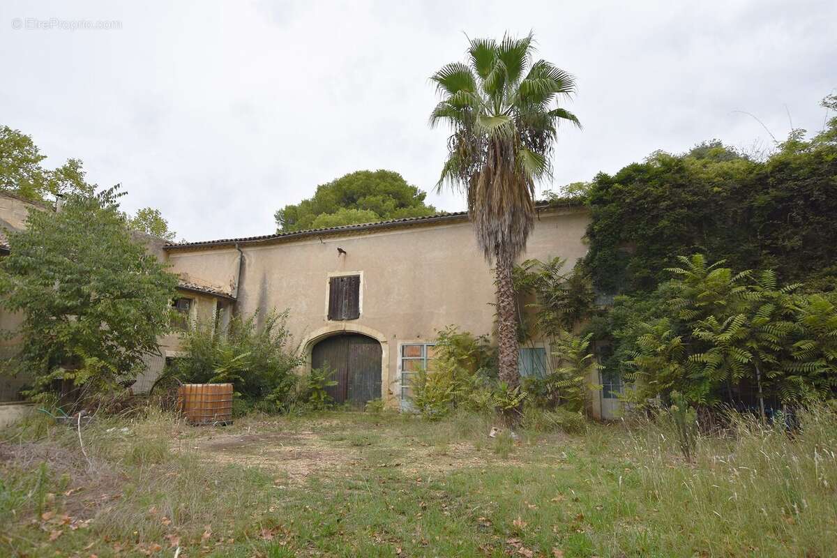 Maison à VERGEZE