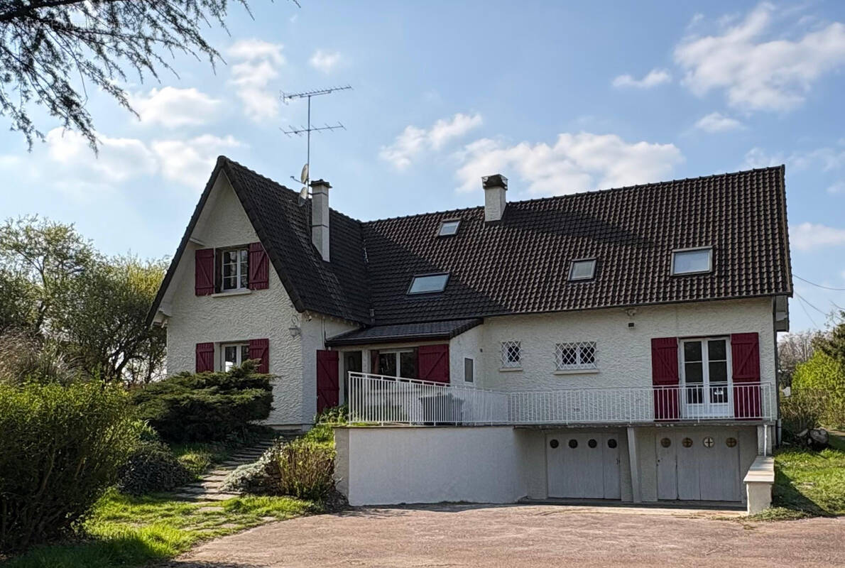 Maison à FORGES-LES-BAINS